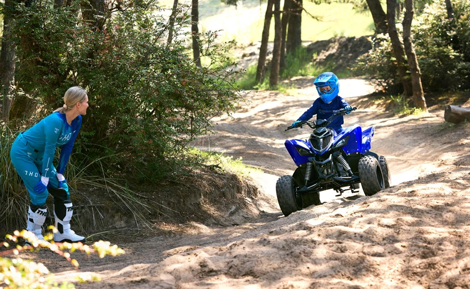 Yamaha YFM110R Bild 7: Yamaha YFM110R