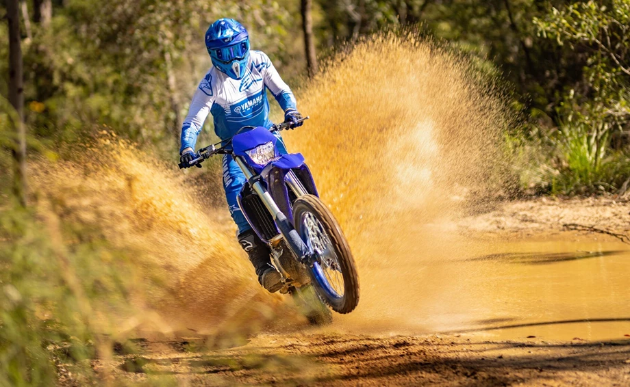 Yamaha WR450F Bild 2: Yamaha WR450F