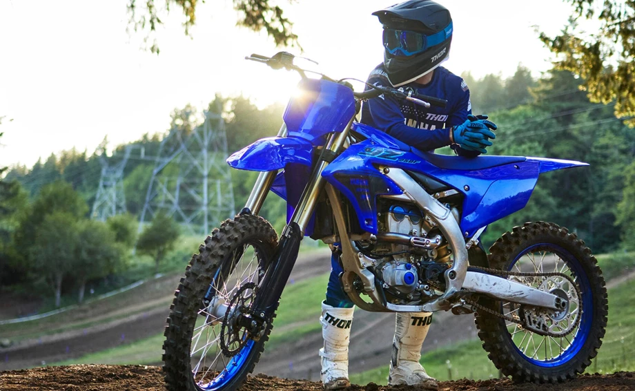 Yamaha YZ250F Bild 7: Yamaha YZ250F