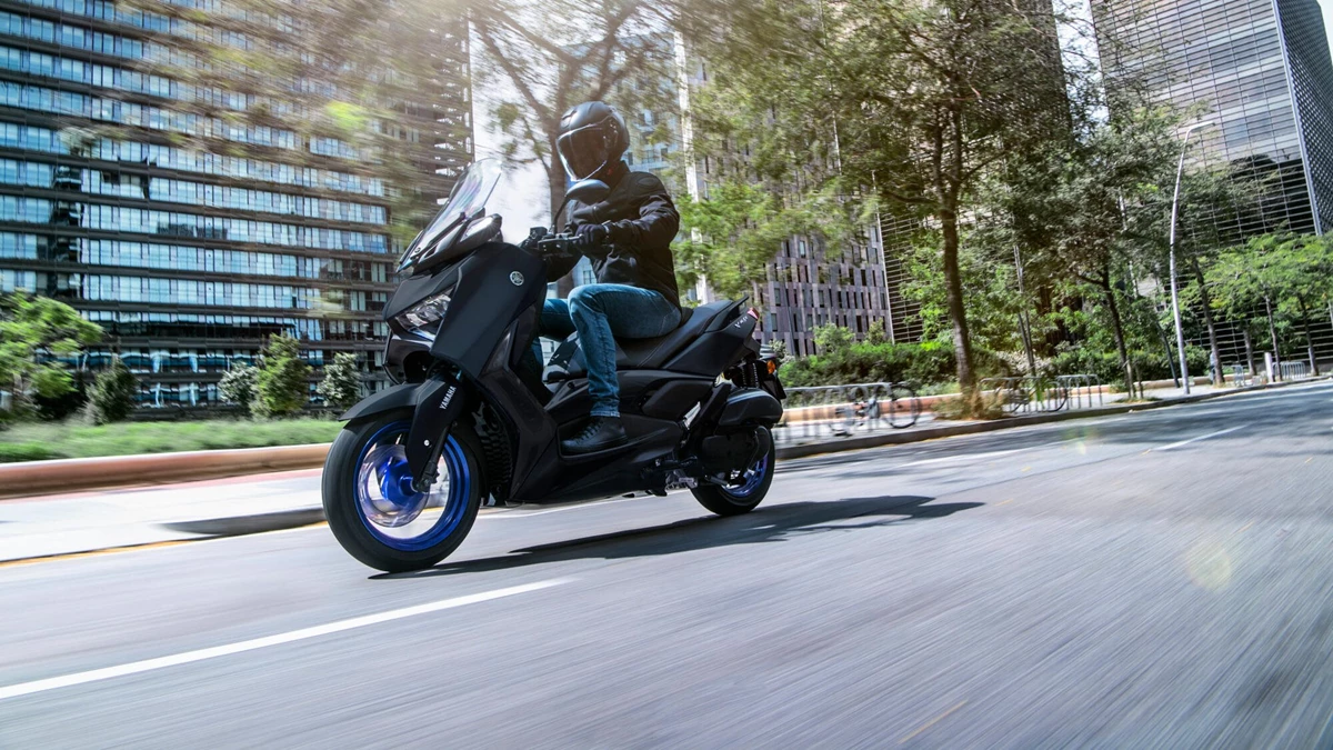 Yamaha XMAX 125 Bild 10: Yamaha XMAX 125
