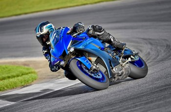 Yamaha R1 2024 - Bild 15 Yamaha R1 2024 - Bild 15
