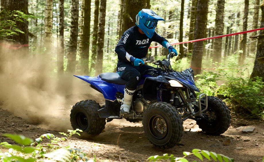 Yamaha YFZ450R Bild 3: Yamaha YFZ450R