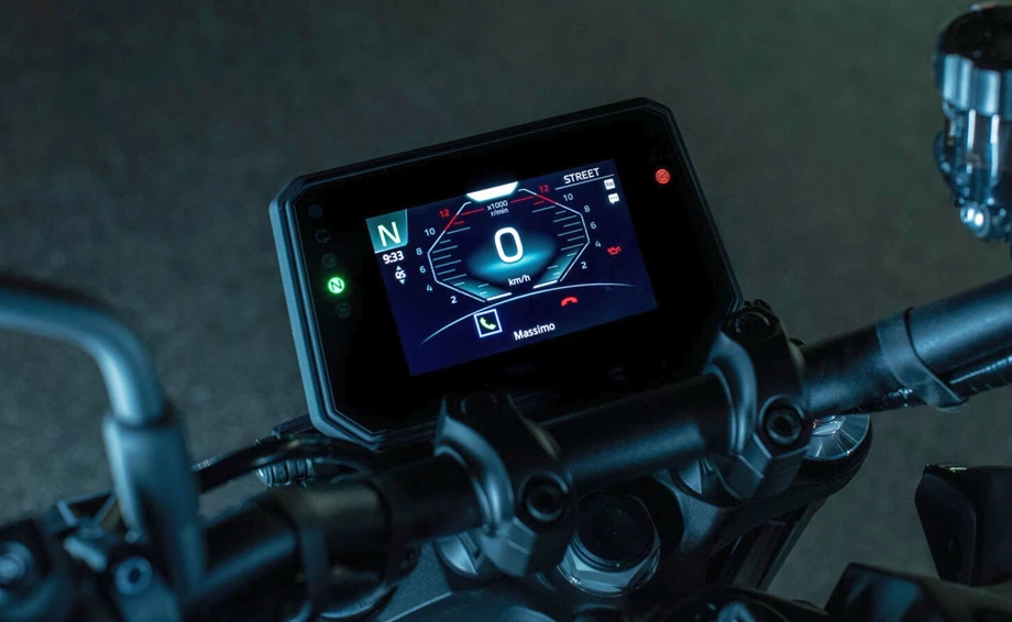 Yamaha MT-09 Bild 3: Yamaha MT-09