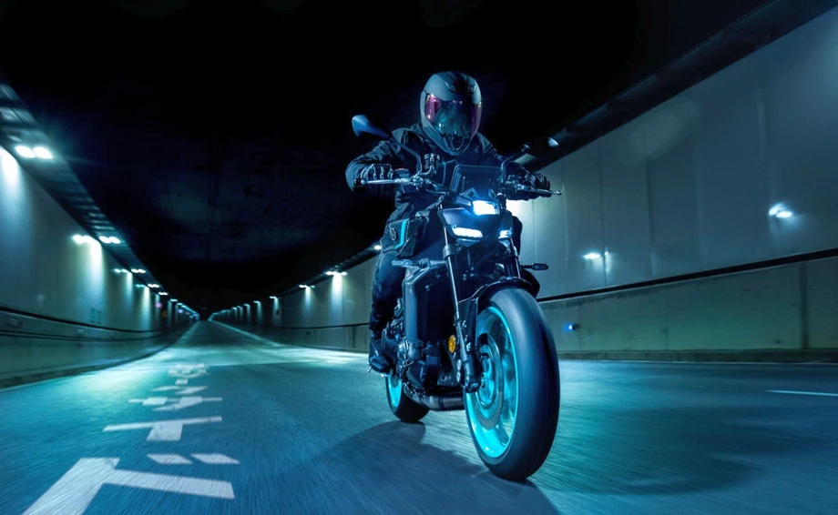Yamaha MT-09 Bild 4: Yamaha MT-09