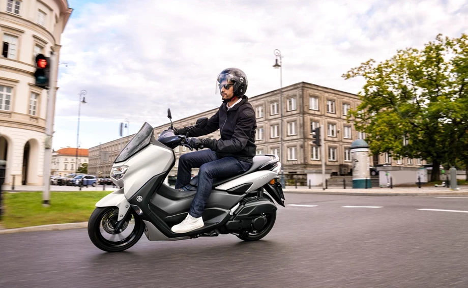 Yamaha NMAX 125 Bild 7: Yamaha NMAX 125