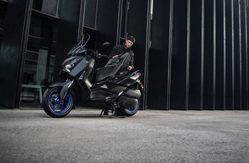 Yamaha XMAX 300 2024 - Bild 15 Yamaha XMAX 300 2024 - Bild 15