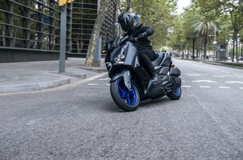 Yamaha XMAX 300 2024 - Bild 18 Yamaha XMAX 300 2024 - Bild 18