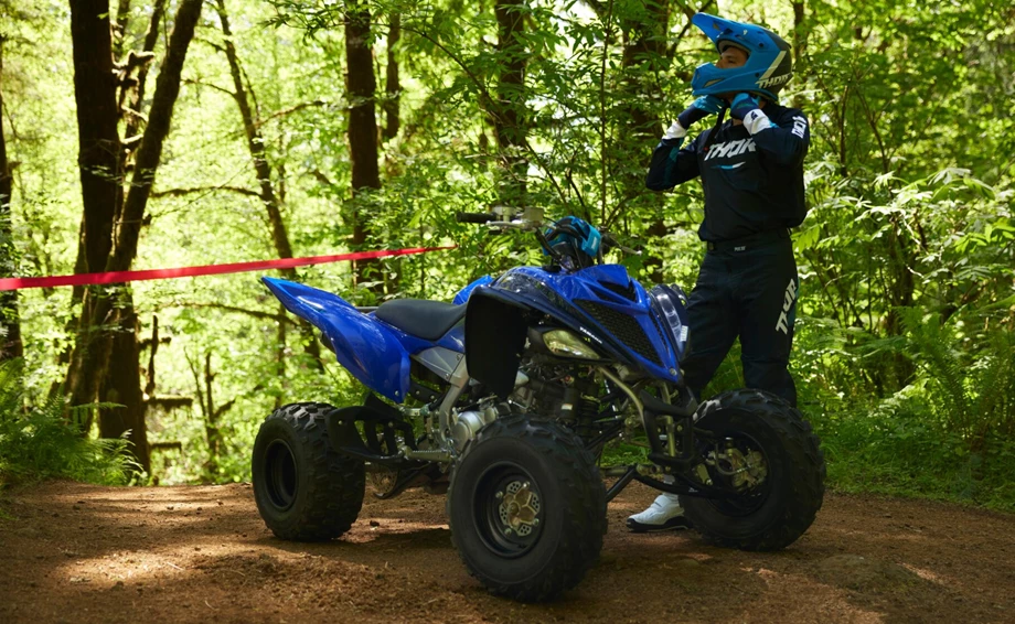 Yamaha YFM700R SE Bild 2: Yamaha YFM700R SE