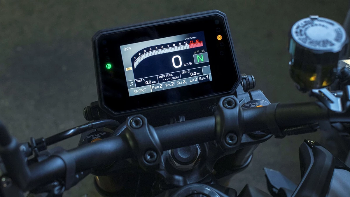 Yamaha MT-09 SP Bild 3: Yamaha MT-09 SP
