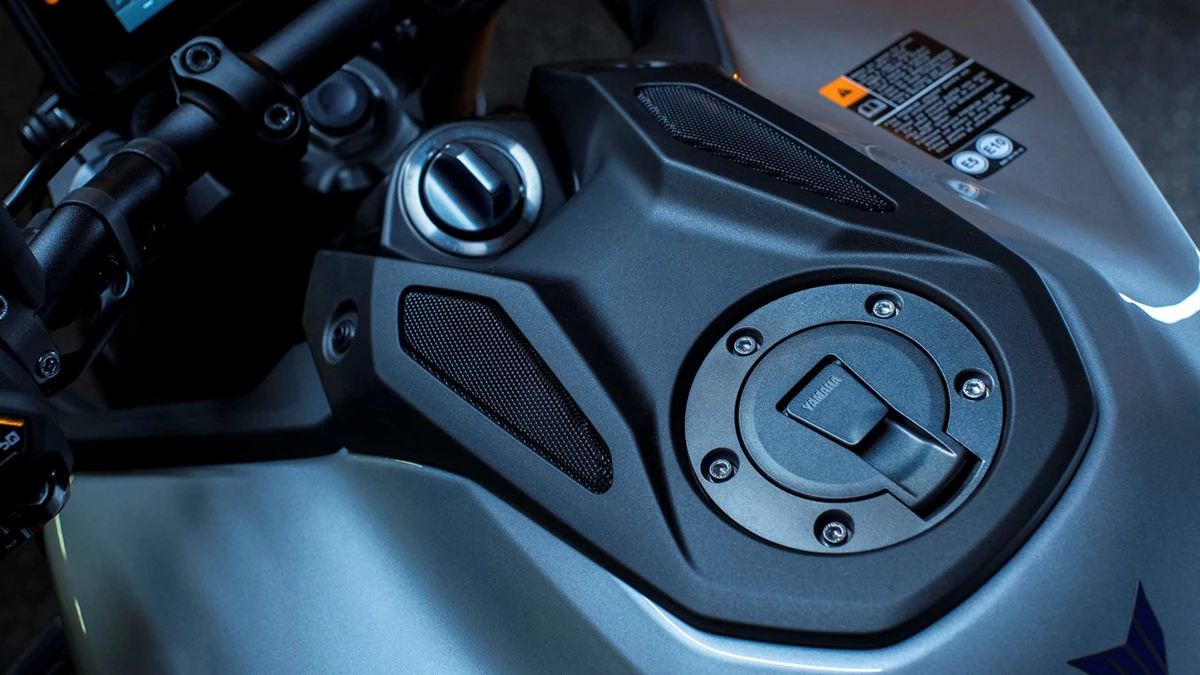 Yamaha MT-09 SP Bild 9: Yamaha MT-09 SP