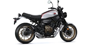 Yamaha XSR700 XTribute 2024 vs Yamaha MT-07 2023