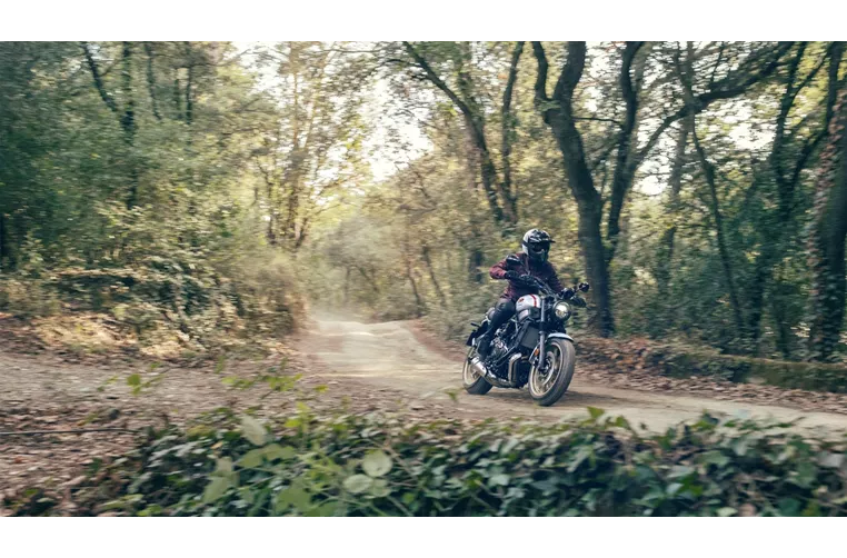 Yamaha XSR700 XTribute 2024 Yamaha XSR700 XTribute 2024