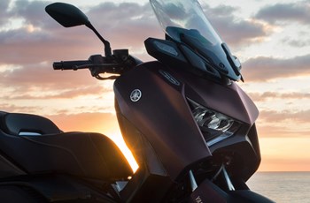 Yamaha XMAX 300 Tech MAX 2024 - Bild 10 Yamaha XMAX 300 Tech MAX 2024 - Bild 10