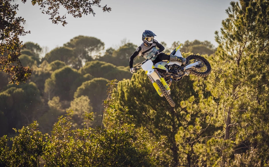 Husqvarna TC 125 Bild 8: Husqvarna TC 125