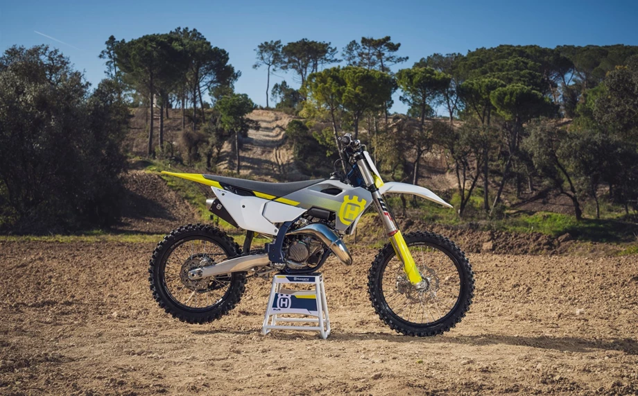 Husqvarna TC 125 Bild 9: Husqvarna TC 125
