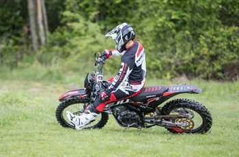 Rieju MR Pro 125 2024 - Bild 5 Rieju MR Pro 125 2024 - Bild 5