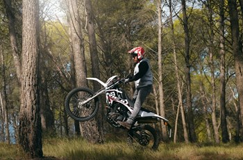 Rieju MRT 125 LC 2024 - Bild 3