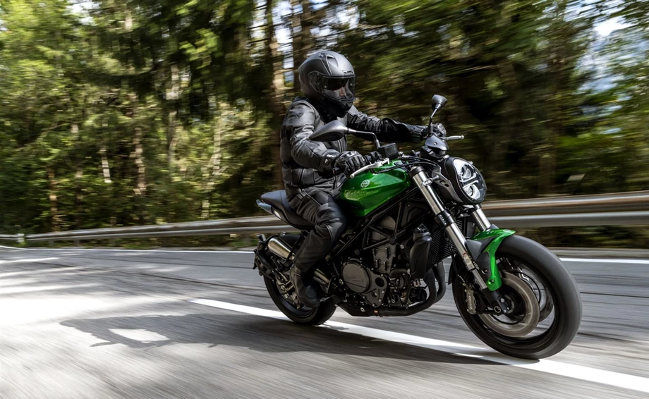 Benelli 752 S Bild 4: Benelli 752 S