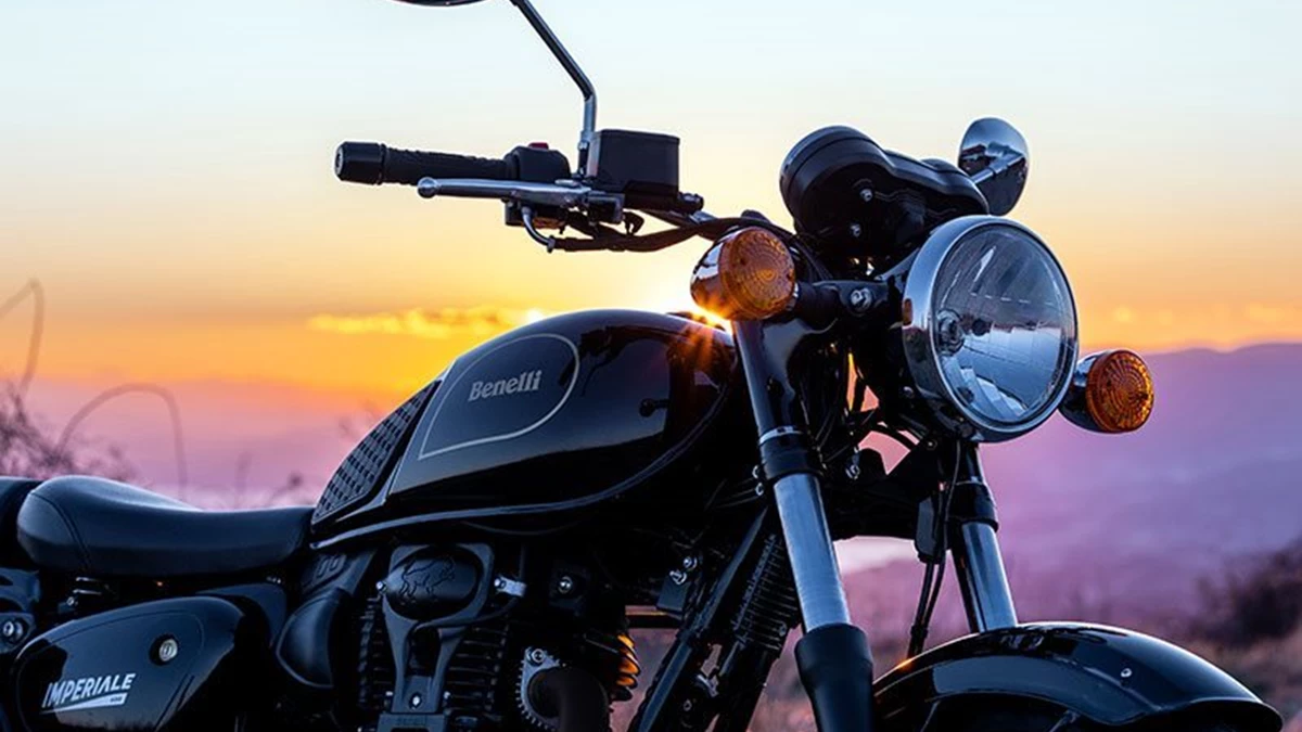 Benelli Imperiale 400 Bild 5: Benelli Imperiale 400