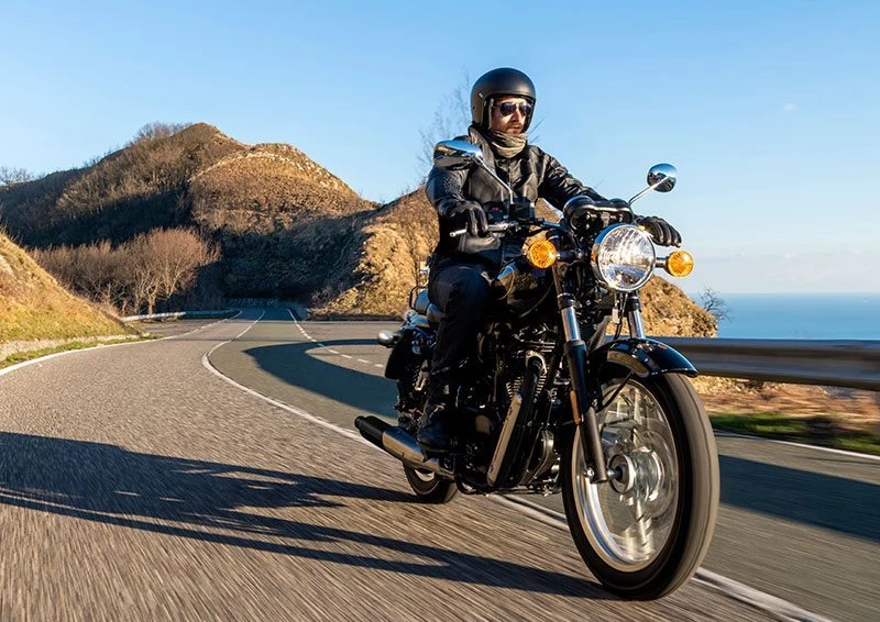 Benelli Imperiale 400 Bild 6: Benelli Imperiale 400