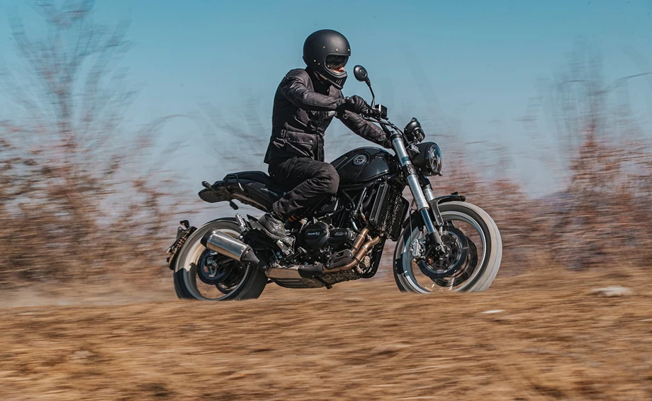 Benelli Leoncino 500 Trail Bild 6: Benelli Leoncino 500 Trail