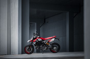 Ducati Hypermotard 950 RVE 2024 - Bild 4 Ducati Hypermotard 950 RVE 2024 - Bild 4