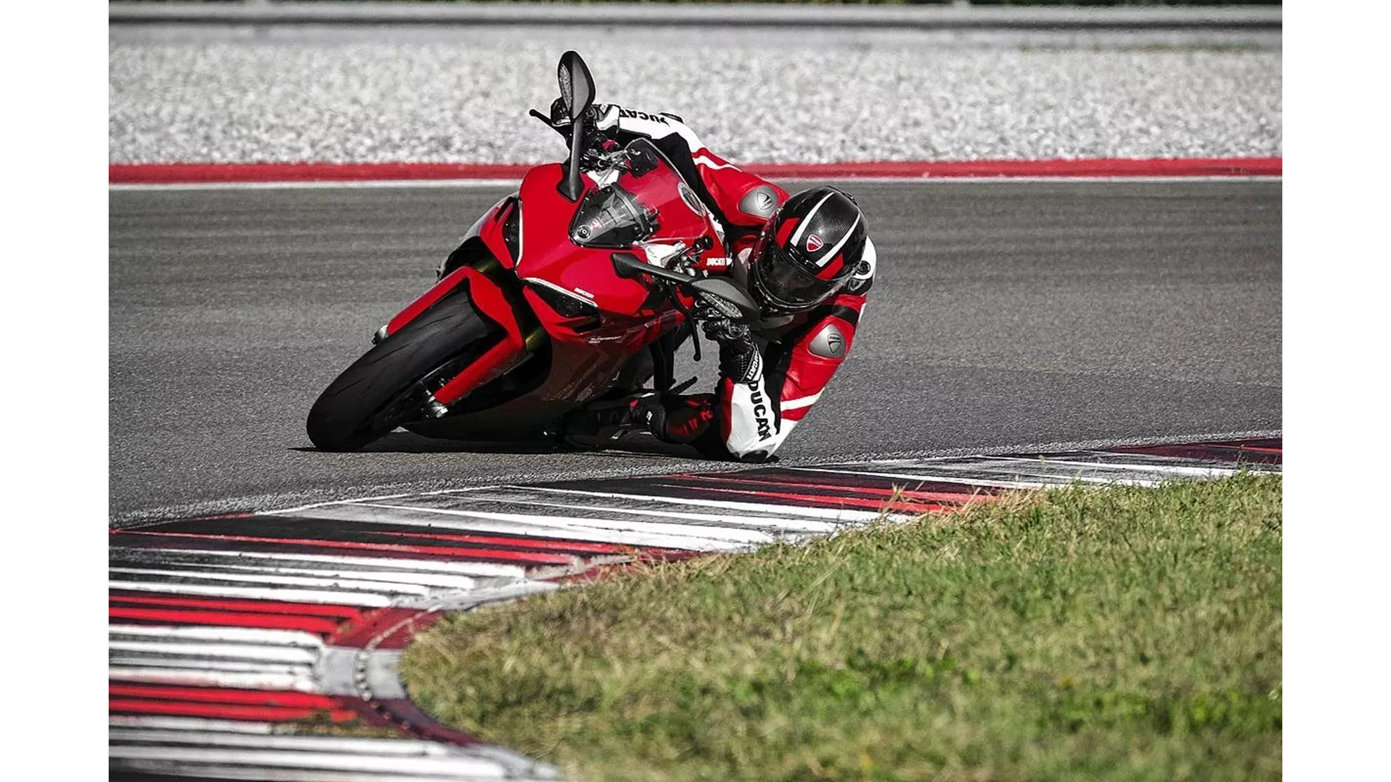Ducati SuperSport 950 S - Obrázok 13