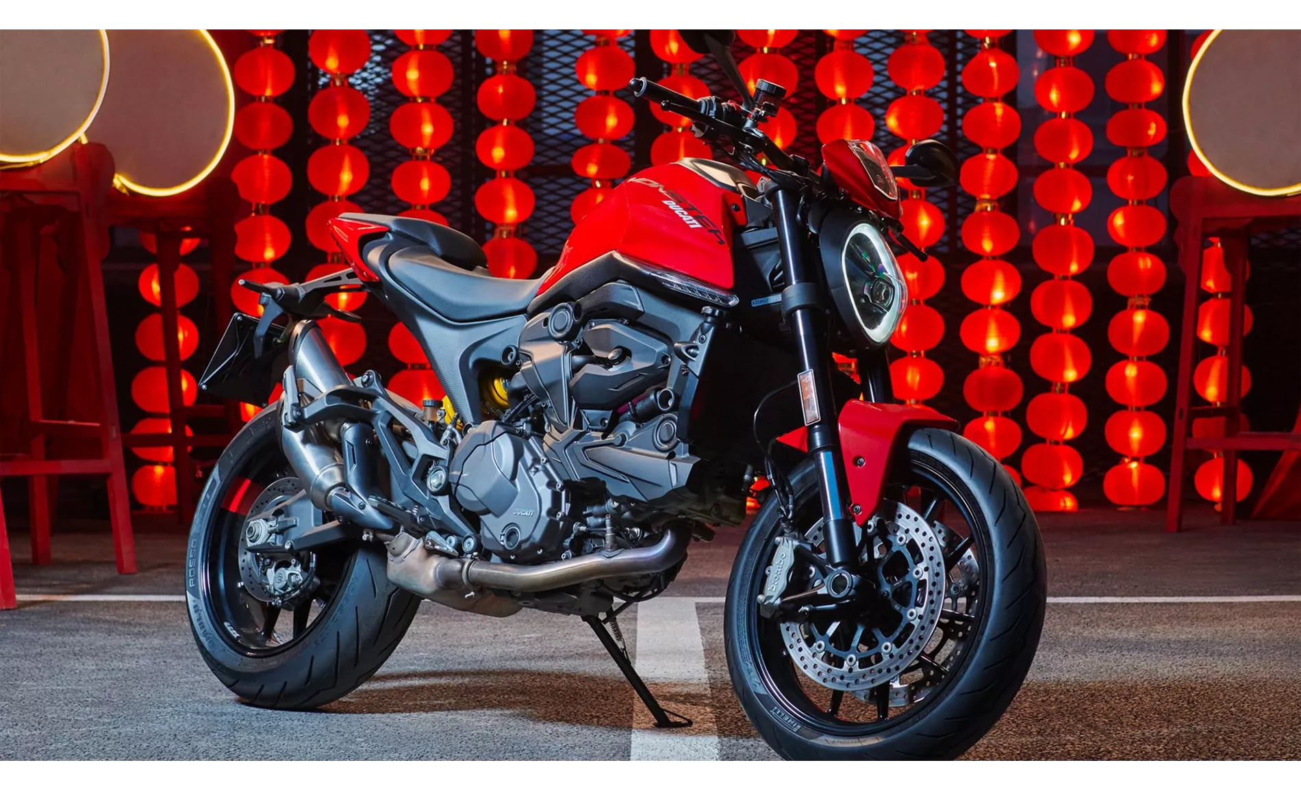 Ducati Monster + 2024 Ducati Monster + 2024