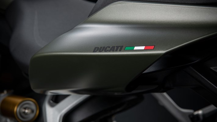 Ducati Streetfighter V2 () - Bild 5