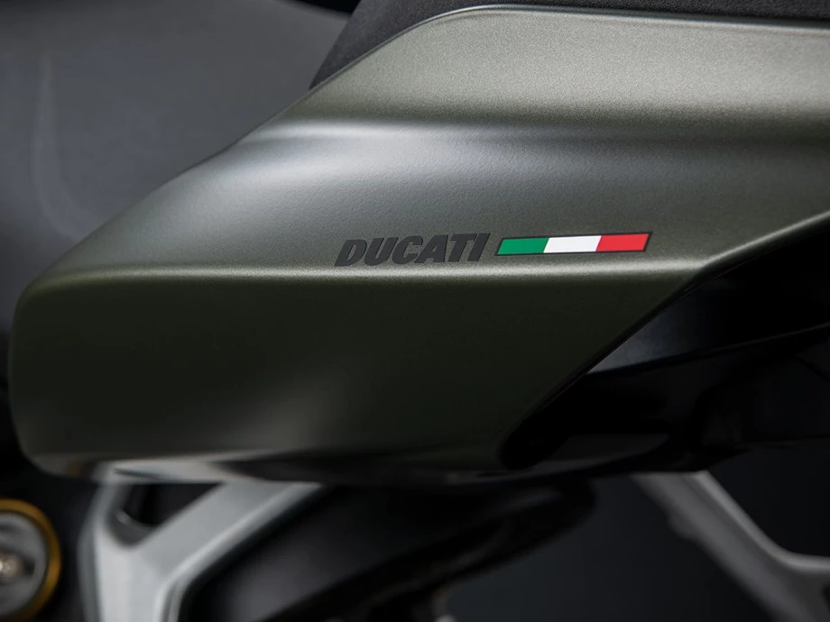 Ducati Streetfighter V2 Bild 5: Ducati Streetfighter V2