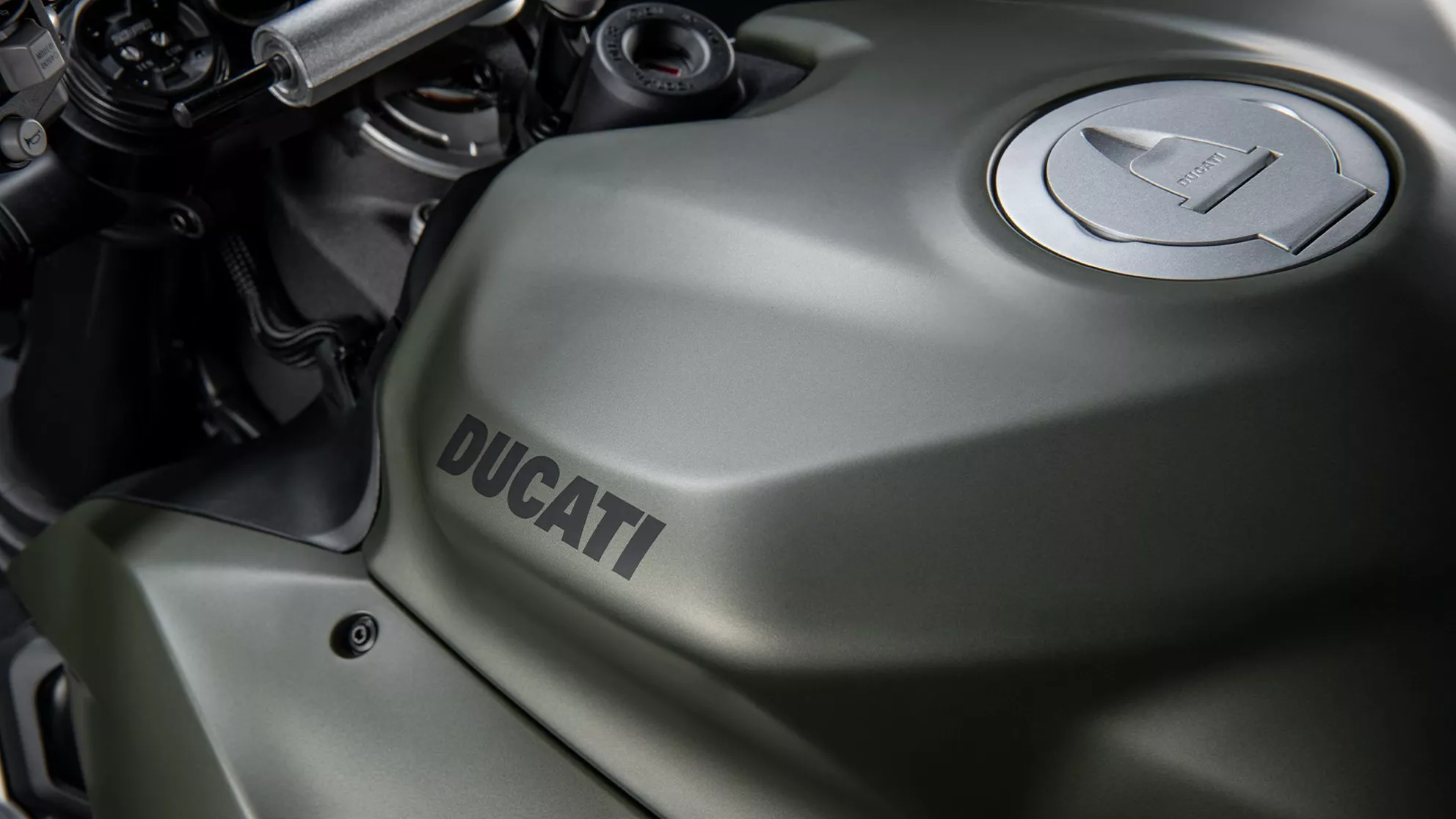 Ducati Streetfighter V2 - Image 9