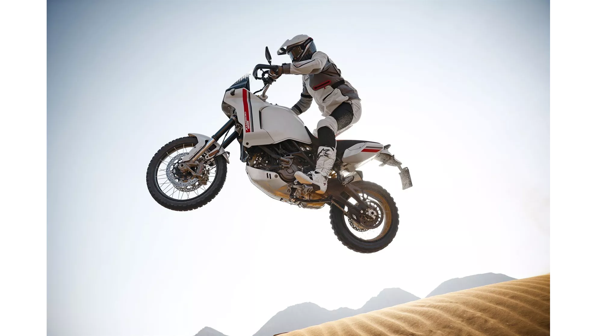 Ducati DesertX - Resim 4