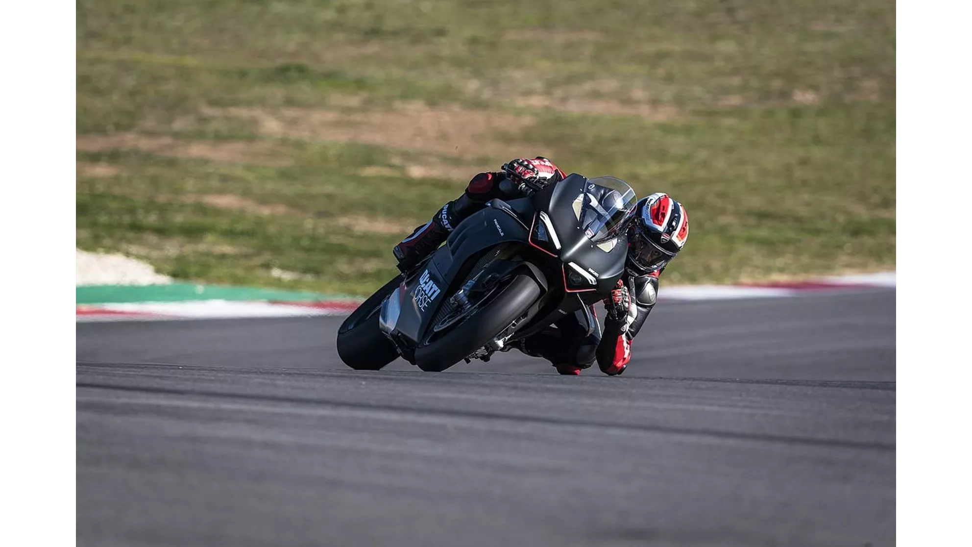 Ducati Panigale V4 SP2 - Image 11 Ducati Panigale V4 SP2 - Image 11