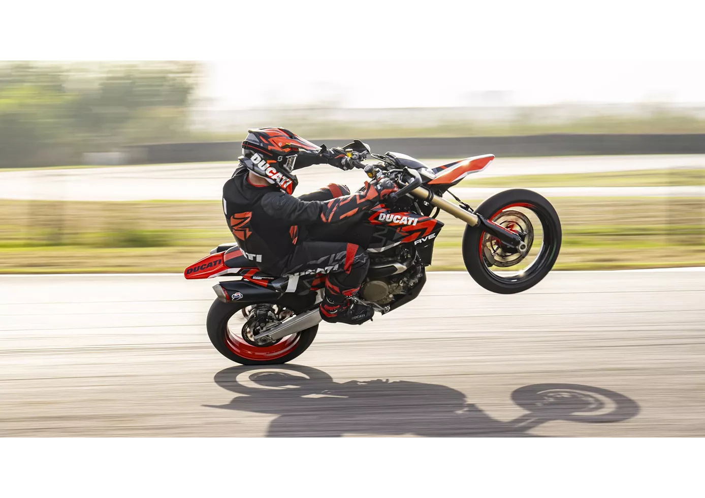 Ducati Hypermotard 698 Mono 2024 Ducati Hypermotard 698 Mono 2024