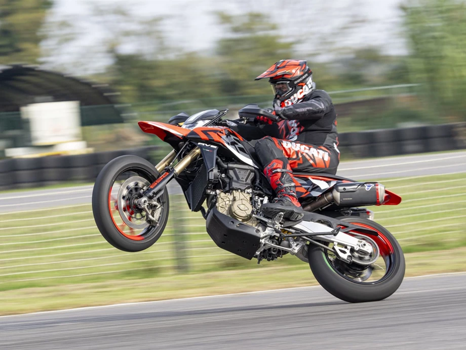 Ducati Hypermotard 698 Mono RVE Bild 2: Ducati Hypermotard 698 Mono RVE