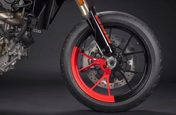 Ducati Hypermotard 698 Mono RVE 2024 - Bild 11 Ducati Hypermotard 698 Mono RVE 2024 - Bild 11