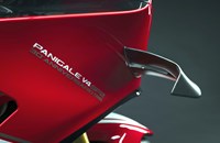 Ducati Panigale V4 SP2 30° Anniversario 916 2024 - Bild 9
