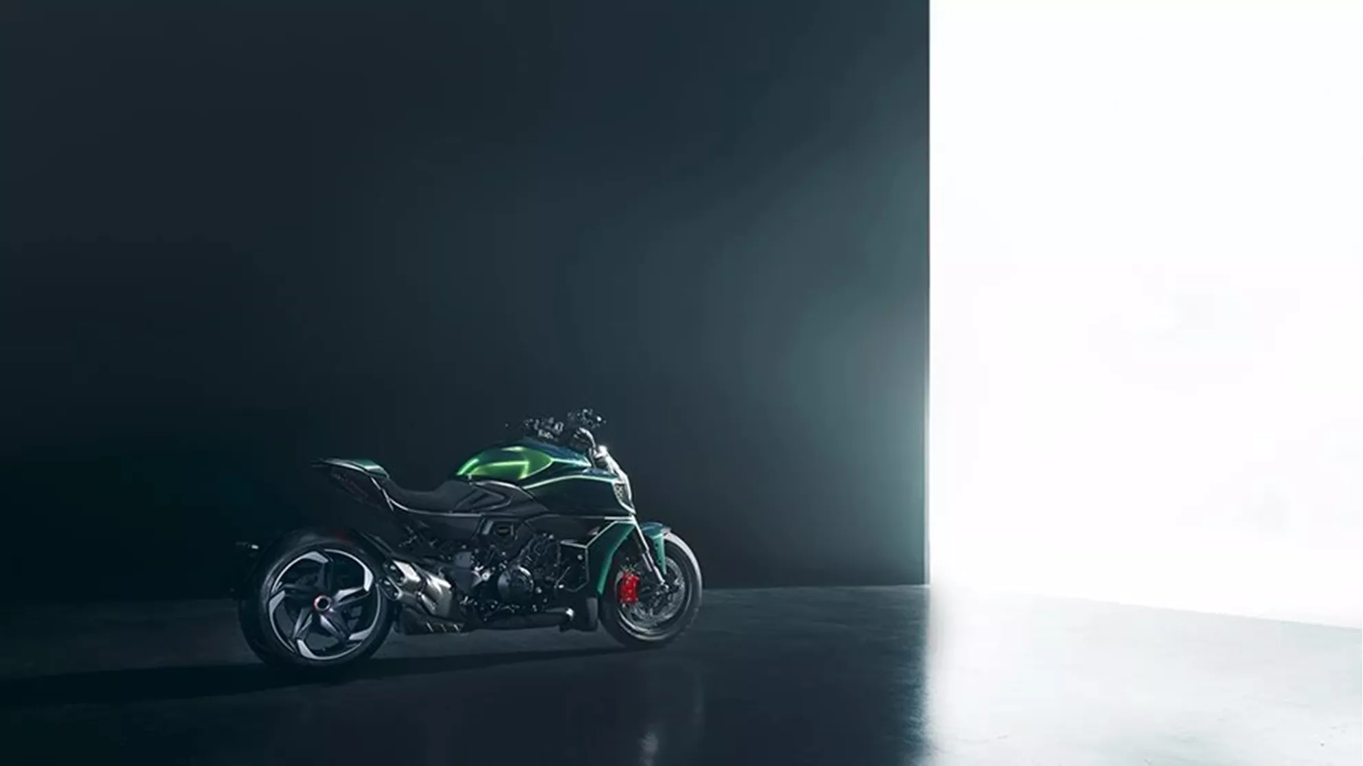 Ducati Diavel for Bentley - Resim 1
