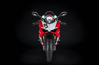 Ducati Panigale V2 Bayliss Edition 2024 - Bild 6 Ducati Panigale V2 Bayliss Edition 2024 - Bild 6