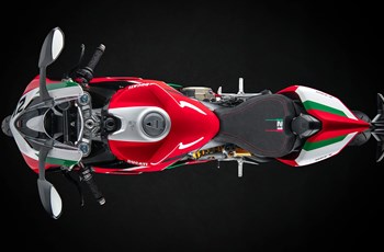 Ducati Panigale V2 Bayliss Edition 2024 - Bild 16 Ducati Panigale V2 Bayliss Edition 2024 - Bild 16