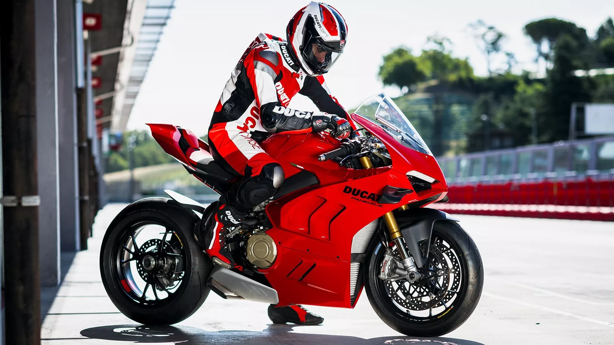 Ducati Panigale V4 S - Image 7
