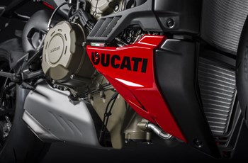 Ducati Streetfighter V4 2024 - Bild 11 Ducati Streetfighter V4 2024 - Bild 11