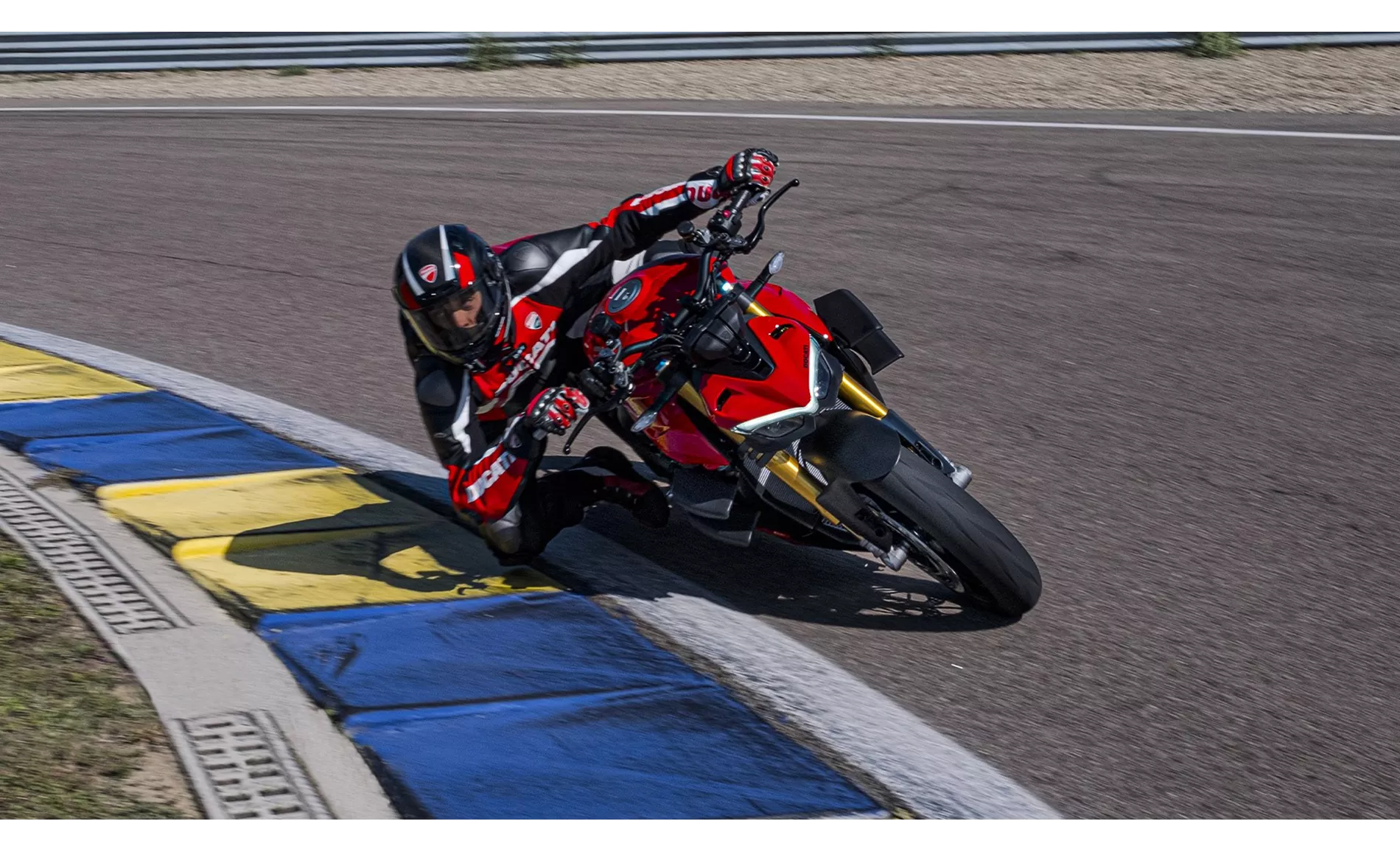 Ducati Streetfighter V4 2024 Ducati Streetfighter V4 2024