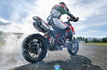 Ducati Hypermotard 950 SP 2024 - Bild 16 Ducati Hypermotard 950 SP 2024 - Bild 16