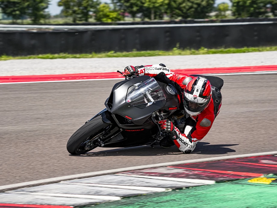 Ducati Panigale V2 Bild 9: Ducati Panigale V2