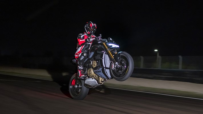 Ducati Streetfighter V4 S () - Bild 2