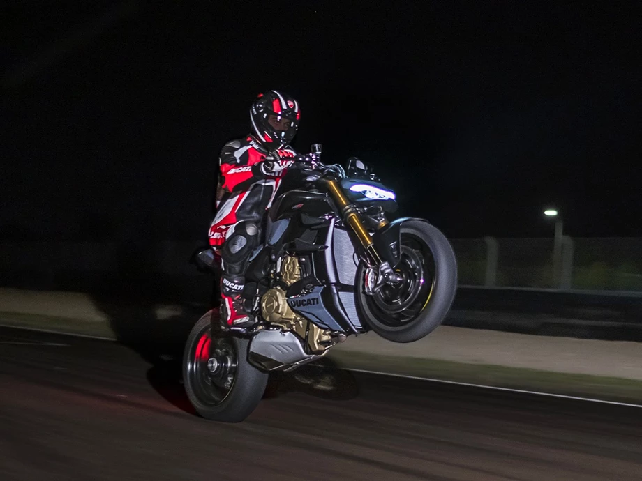 Ducati Streetfighter V4 S Bild 2: Ducati Streetfighter V4 S