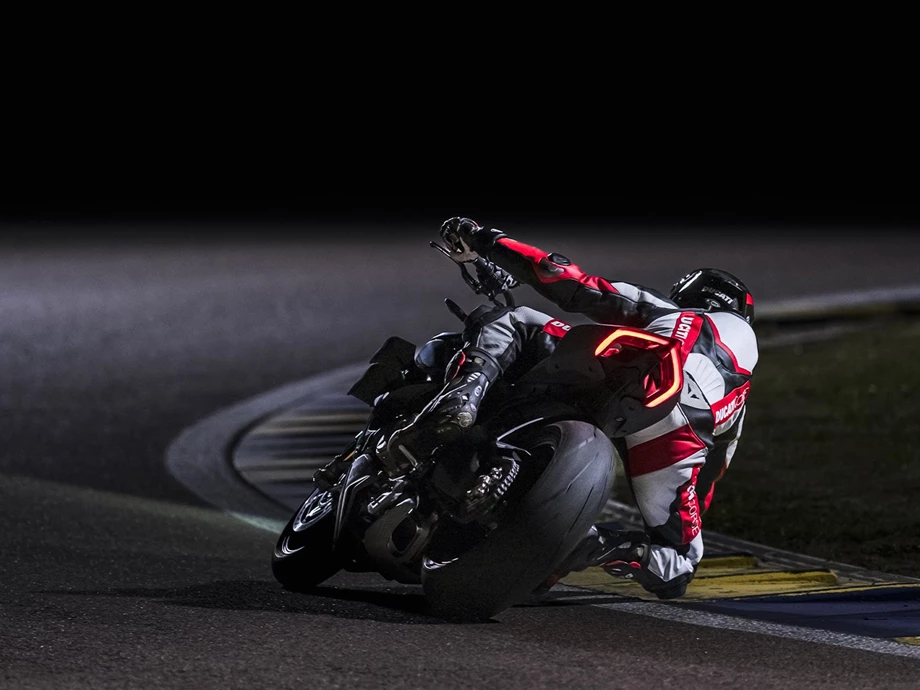 Ducati Streetfighter V4 S Bild 4: Ducati Streetfighter V4 S