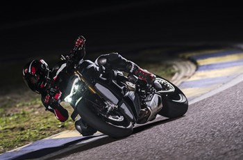 Ducati Streetfighter V4 S 2024 - Bild 6 Ducati Streetfighter V4 S 2024 - Bild 6