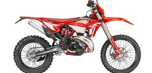 Beta RR 300 Racing 2018 vs Beta RR 2T 300 2024